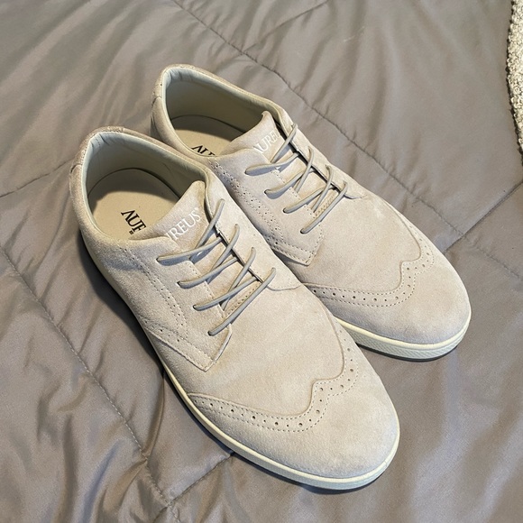 aureus shoes